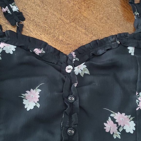 Abercrombie and Fitch Printed Crop Cami - small - Picture 5 of 6